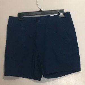 St John’s Bay Navy Shorts size 4 NWT